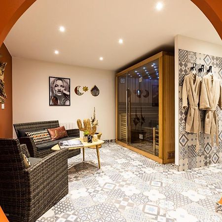Le 49 Cote Parc & Spa Domblans ภายนอก รูปภาพ